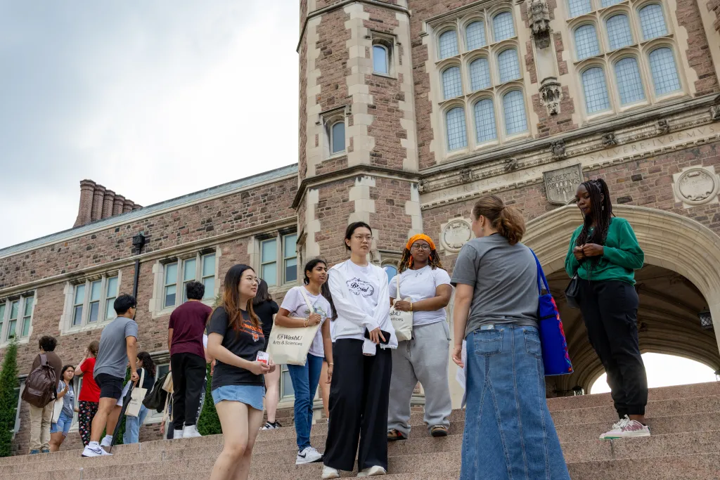 "campus tour"