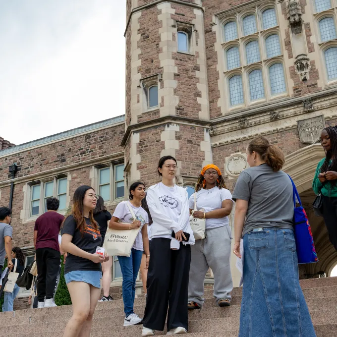 "campus tour"